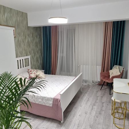 One Residence Popesti-Leordeni エクステリア 写真