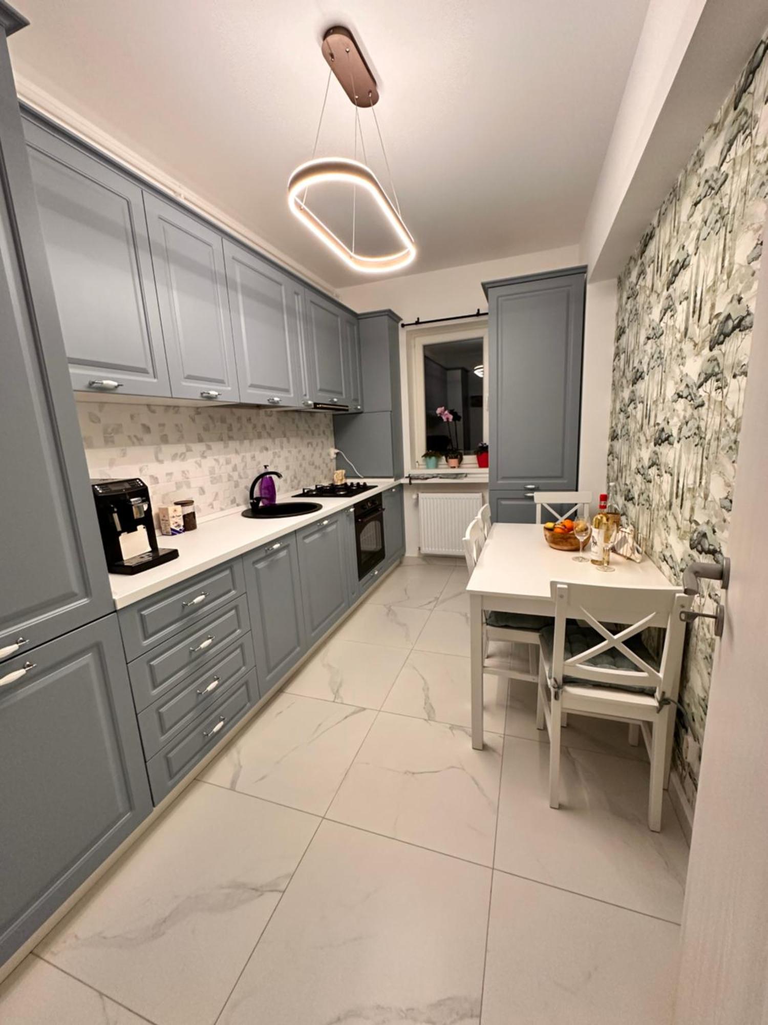 One Residence Popesti-Leordeni エクステリア 写真